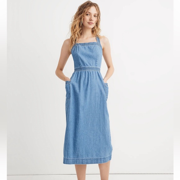 Madewell Dresses & Skirts - Madewell Tall Denim Apron Midi Dress